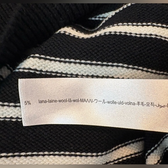 Zara Nautical Striped Knit Pullover Sweater Black White
Anchor Buttons Medium - Picture 11 of 15